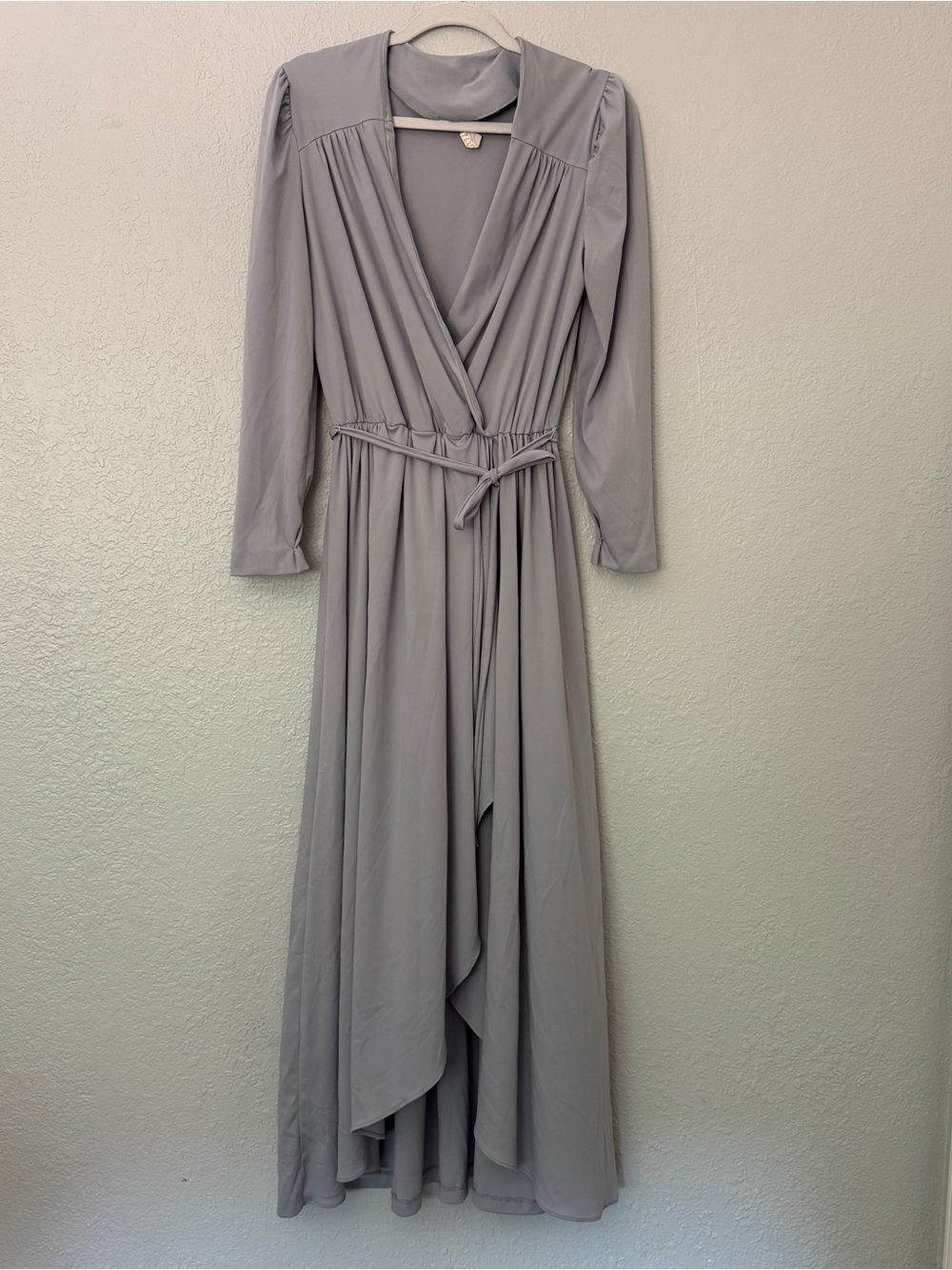 Vintage 1970s Women's Light Gray Wrap Maxi Dress with Tie Waist